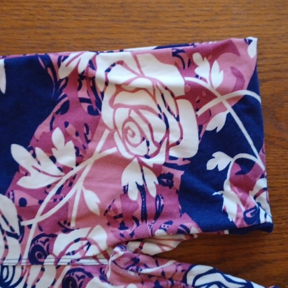 Lularoe leggings one size multi colored black cream - Picture 4 of 5